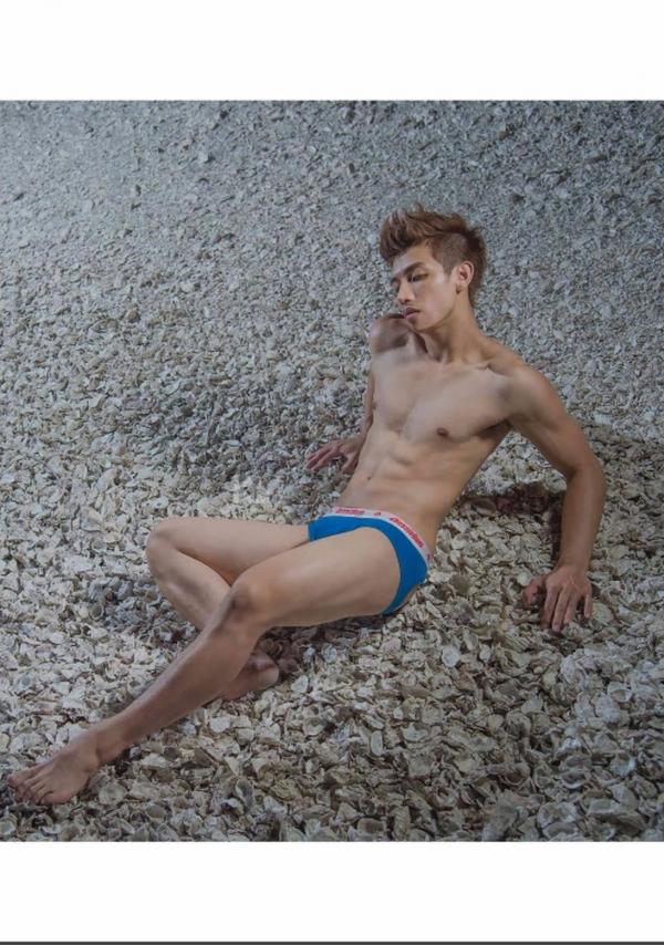 Whoseman-7-平面男模-蔡洋洋---藝術全見版